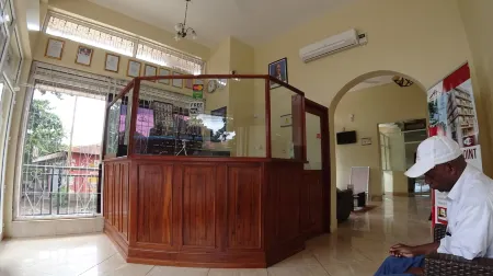 East Point Hotel Moshi Отели в г. Моши