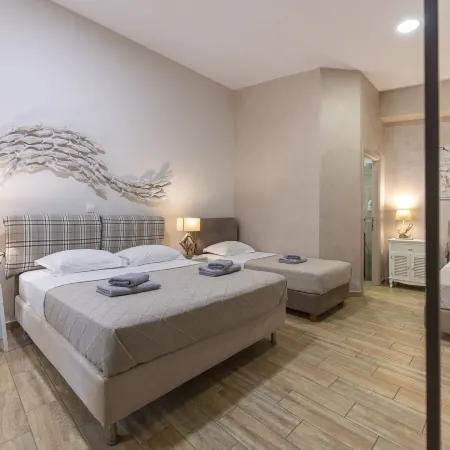 Comfort Stay Airport Studios - Free Shuttle from the Athens Airport