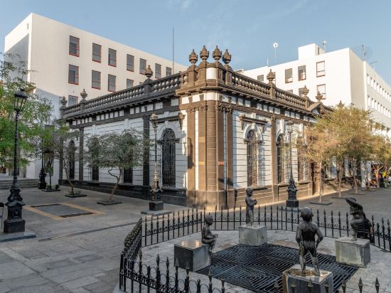 Six Hotel Degollado