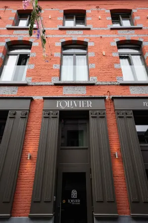 Hôtel l'Olivier Отели в г. Masnuy-Saint-Jean