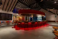 Oblu Xperience Ailafushi - All Inclusive with Free Transfers - С баром