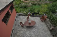 Sandra Villa Rooms - 3-Star
