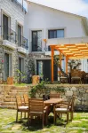 Huzurla Otel