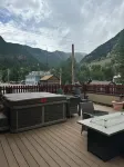 Clear Creek Inn Hotels in Georgetown
