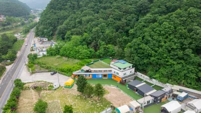 Pocheo Welcome Paw and Meow Pet Pension Hotels near Pocheon Hantan River Sky Bridge