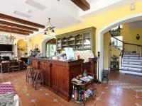 Villa Home 18 Hotels near Skcf