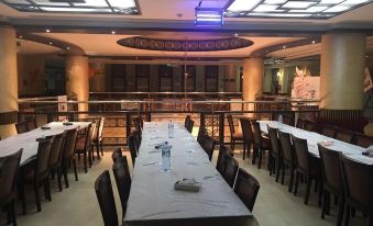 Hayah Plaza Hotel