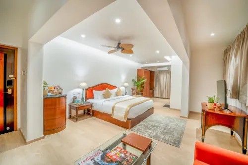 Madras Chronicle Bay Resort & Spa