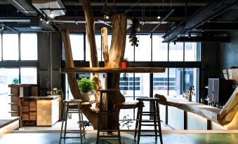Nui. Hostel & Bar Lounge