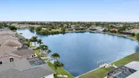 Casa de La Vista – Pool & Spa with lakefront view Hotels in 