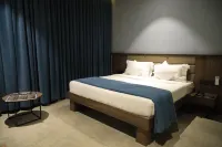딜라이트 푸드 조인트 나브사리 호텔