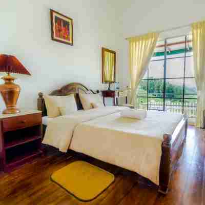 Lassana Holiday Bungalow Rooms