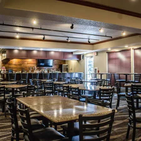 Cobblestone Suites - Oshkosh Hôtels à : Oshkosh