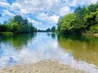 4 Bedroom Farm Cottage on Bellingen River