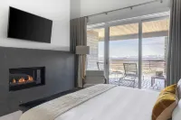 Silverado by AvantStay Snowboarders Skiers Paradise w Hot Tub Views Easy Slope Access