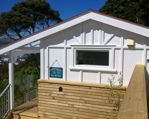 Aspen Cottage - Stylish Cottage with Sea Views 波里魯瓦酒店