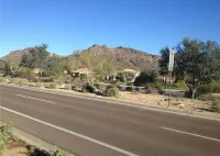 NEW! Amazing North Peoria Home with Outdoor SPA,  TVs, Hiking Backyard Trail