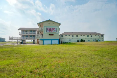 Budget Inn by OYO Corpus Christi Beach Hotels near Texas State Aquarium