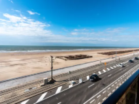 Studio in Ostend with Stunning Sea Views