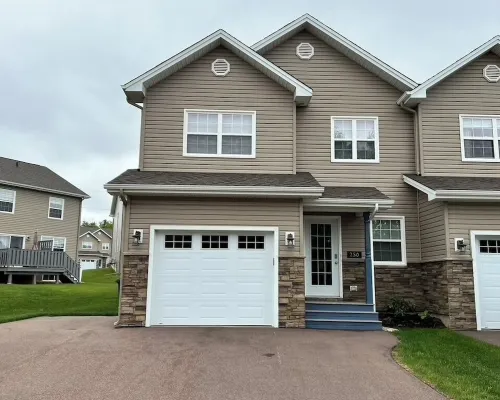 Executive Home in Dieppe (Semi-Detached) - close to airport & downtown Moncton Hotels in Dieppe