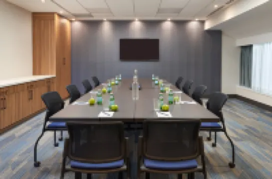 แฟร์ฟิลด์บายมาริออทนีแอการาฟอลส์,แคนาดา โรงแรมในไนแอการาฟอลส์