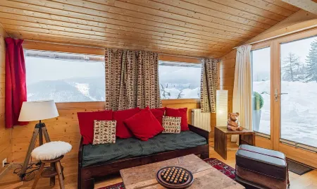 Chalet Gentil Family Friendly Mountain Getaway