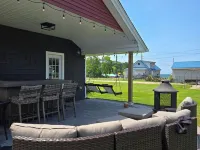 Enjoy the Lake Views from this adorable completely  remodeled home in Angola NY. Hotels in Evans