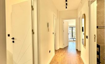 Sunny Bay Apartments