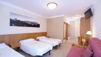 Albergo Ristoro Sitten - 2300 mt Hotels in 
