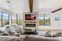 Private Pool and Cozy Fire Pit - Breathtaking Hilltop Retreat