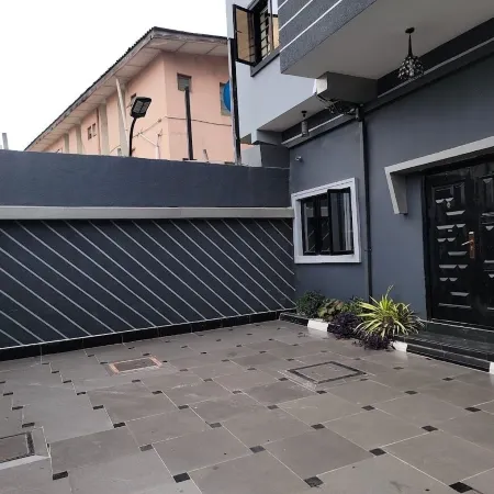 House 44