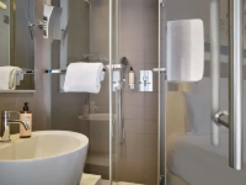 โรงแรมเมอร์เคียว โรมา เชนโตร โกลอสเซโอ