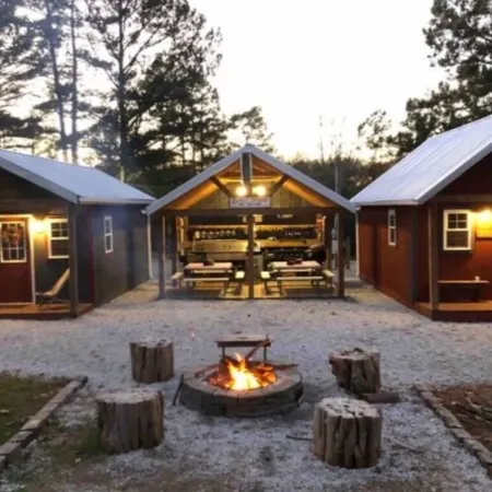 Cozy Cabin 2/LAKE HARTWELL/Green Pond & Broyles Lndgs/Lockable Boat Shelters