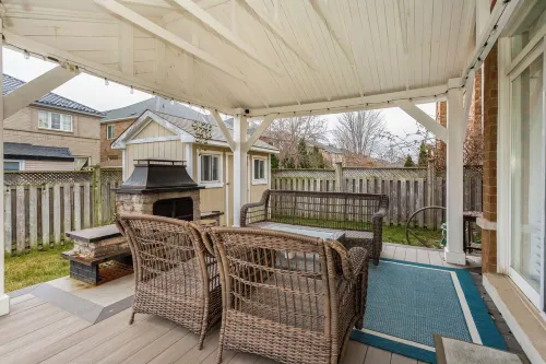 Stunning Villa in Mississauga