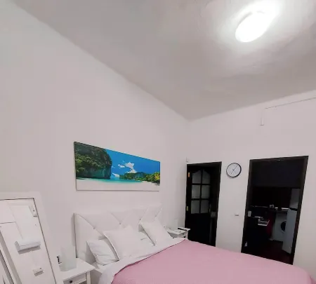 Nice accommodation with garden and fantastic views