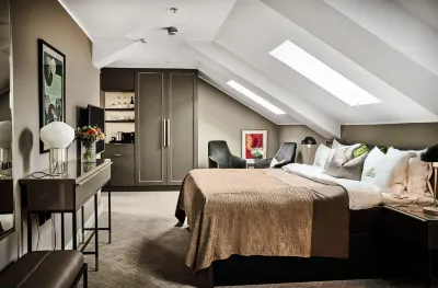 Opus XVI Hotel a 