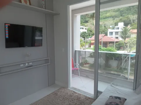 Nice apartment in Praia de Palmas, G.C.R - SC One of the most beautiful beaches in SC.