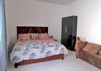 Chic 2-bedroom apartment with AC, WiFi in cool Tema Hotels in Tema