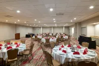 布盧明頓希爾頓花園飯店 - 早餐