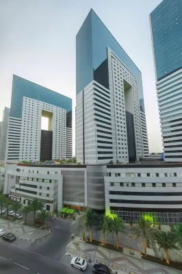 Ezdan Hotel, Residences