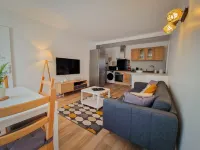Charming rooms in shared flat Cergy center