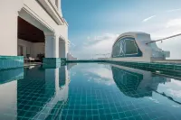 Rex Quang Binh Hotel
