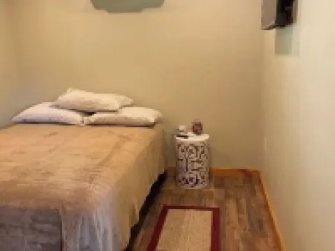 Country Charm Hotels in Tug Hardee