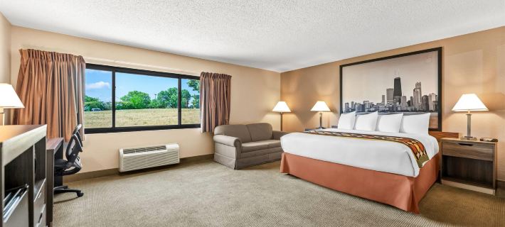 Super 8 by Wyndham Elgin Hoteles en Condado de Kane
