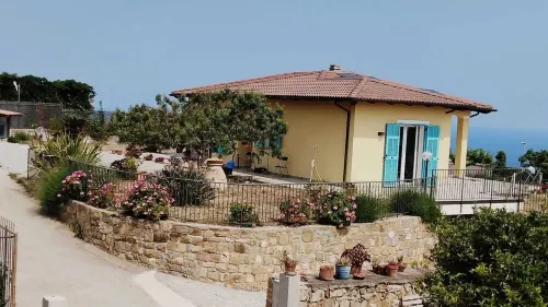 Azure Zephyr Hotels in Bordighera