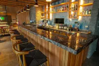 Hampton by Hilton Bariloche - bar