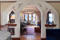 Chic Milwaukee Apartment in Hip Neighborhood! - Condos