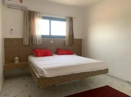 Luxury villa with 4 bedrooms/showers and private pool close to the beach Отели в г. Ngaparou