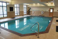 Hampton Inn & Suites Folsom - Pools