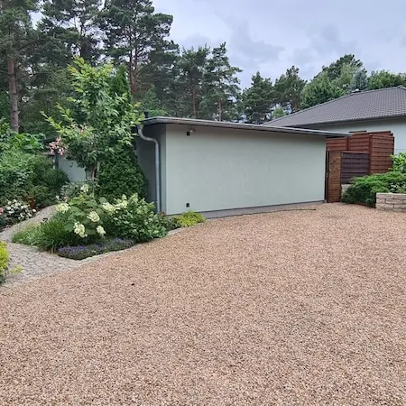 Modern vacation bungalow in the Neuhof forest settlement on the Großer Wünsdorfer See lake